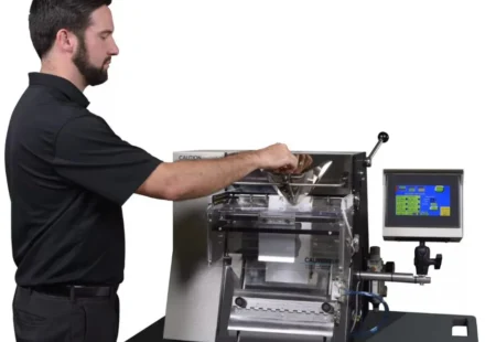 Pouch Packing Machine